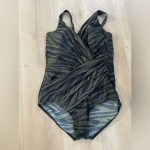 Miraclesuit Olive Green And Black Zebra Animal Print One-Piece Swimsuit Size 16